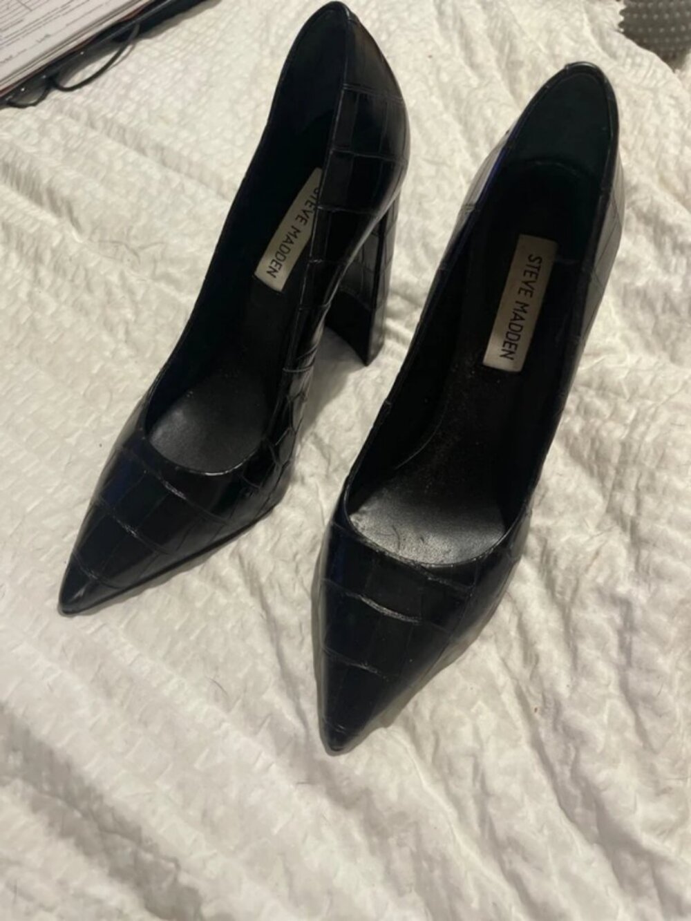 Sz 7.5 black heels